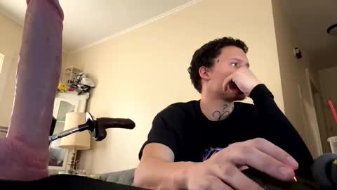 love stretch online show from February 22, 3:46 pm