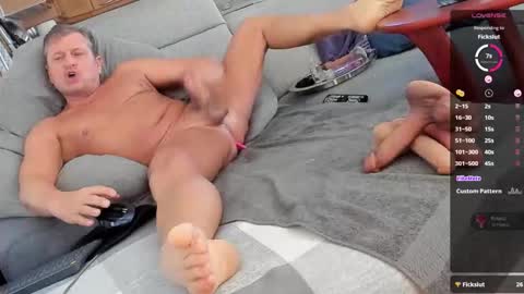 Snapshot of loveagay chatting on October 13, 6:30 am Huber Stefan online show from October 13, 6:30 am