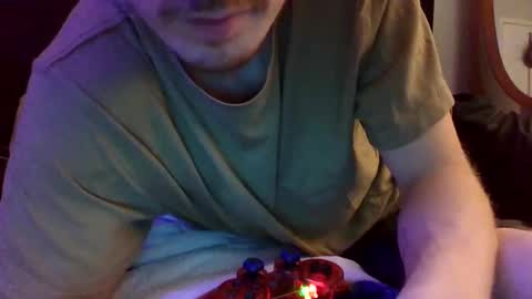 Snapshot of lovebinger chatting on February 4, 2:28 am lovebinger online show from February 4, 2:28 am