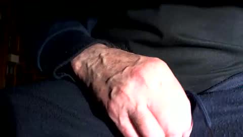 loveboys2025 online show from April 13, 8:09 pm