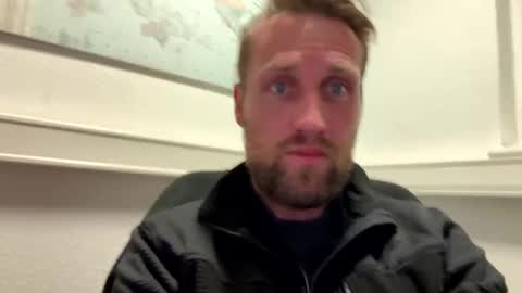 lovefuesse online show from March 23, 8:42 am