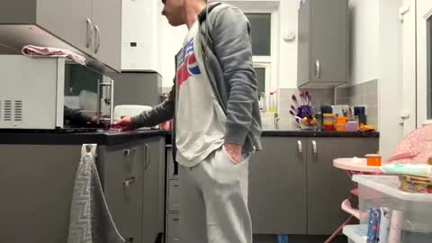 getnaked123 online show from December 4, 2:29 am