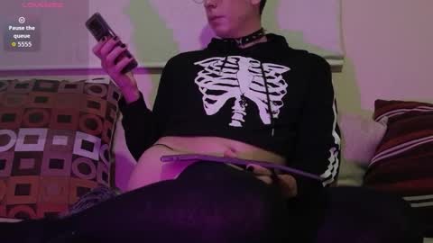 Snapshot of lovelessaiko chatting on October 19, 4:28 am Aiko online show from October 19, 4:28 am