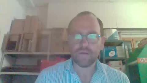 Snapshot of lovelick007 chatting on March 10, 9:45 am lovelick007 online show from March 10, 9:45 am