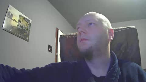 Snapshot of lover582553 chatting on February 15, 4:47 am lover582553 online show from February 15, 4:47 am