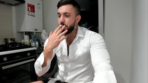 Mike online show from December 5, 1:36 am
