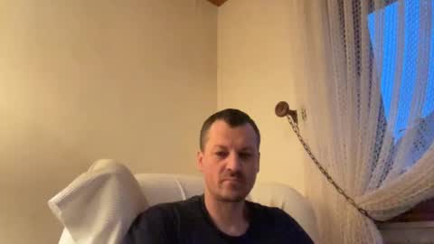loverzb online show from December 23, 7:28 am