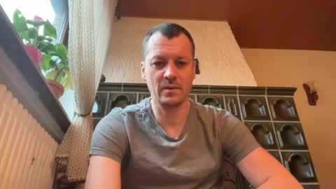 loverzb online show from February 10, 8:42 am