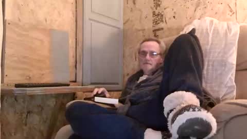 just here to have fun and cum online show from November 14, 11:55 am