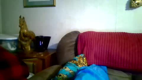 lovesummer69 online show from April 8, 5:08 am