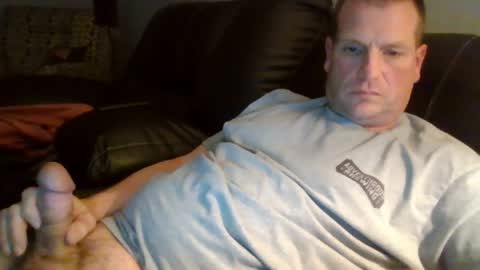 lovetocum37 online show from April 13, 1:06 am