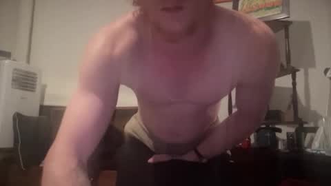 lowkey42011 online show from November 18, 12:42 pm