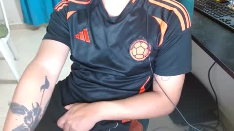 SoldierHugeCock online show from October 14, 5:03 am