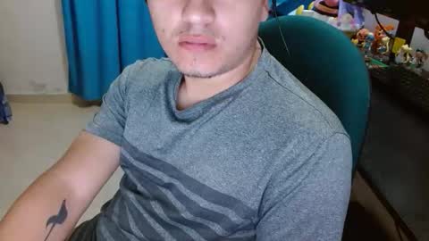 SoldierHugeCock online show from October 18, 12:32 pm