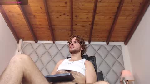Snapshot of luan_santana chatting on September 9, 12:59 pm Luan Santana online show from September 9, 12:59 pm