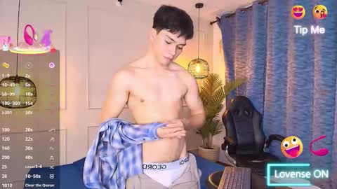 lUAN online show from March 7, 12:03 pm