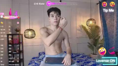 lUAN online show from April 27, 11:40 am