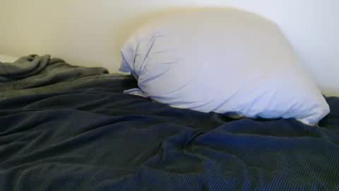 luc87891 online show from November 19, 10:42 pm