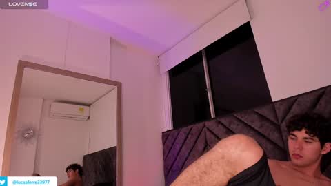 Snapshot of luca_ferrer_ chatting on January 22, 4:34 am Luca Ferrer online show from January 22, 4:34 am