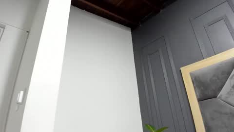 luca_morettii online show from November 22, 12:49 pm