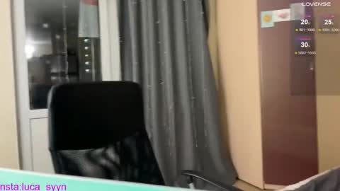 Snapshot of luca_syn chatting on September 28, 6:06 pm Luca S online show from September 28, 6:06 pm