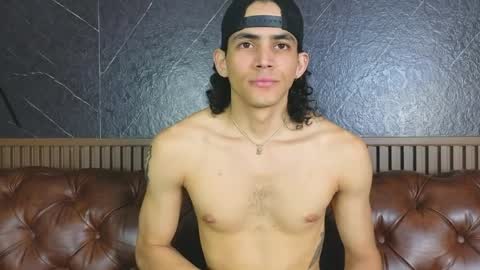 lucaalessi online show from April 21, 1:50 pm