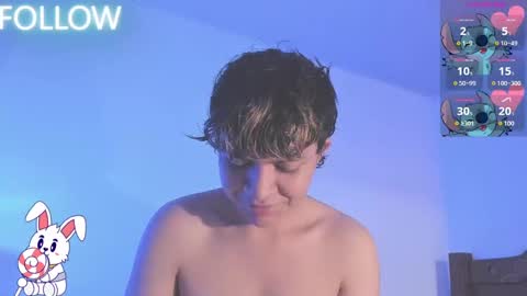 Snapshot of lucaas_king chatting on December 2, 7:36 pm Lukas online show from December 2, 7:36 pm