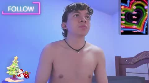 Snapshot of lucaas_king chatting on December 10, 2:17 pm Lukas online show from December 10, 2:17 pm