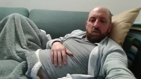 Luca online show from April 24, 6:10 pm