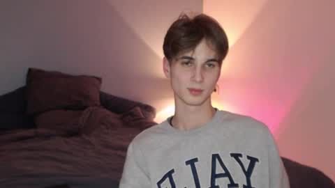 Snapshot of lucacharm chatting on January 18, 10:49 pm lucacharm online show from January 18, 10:49 pm