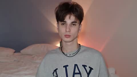 Snapshot of lucacharm chatting on January 9, 5:02 am lucacharm online show from January 9, 5:02 am