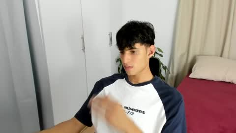 lucacosta19 online show from April 27, 8:03 pm