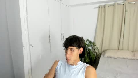 lucacosta19 online show from May 2, 9:17 pm