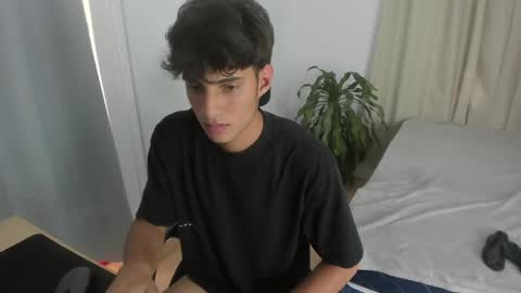 lucacosta19 online show from May 9, 9:49 pm