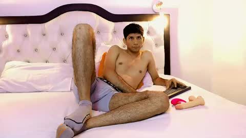 lucas_dream online show from May 22, 12:10 pm