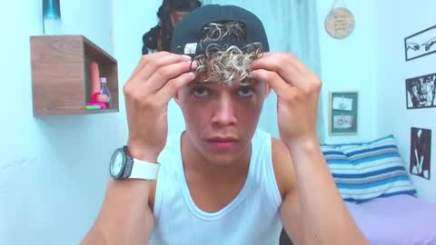 Snapshot of lucas_luxx1 chatting on October 15, 4:03 pm Lucas Luxx online show from October 15, 4:03 pm