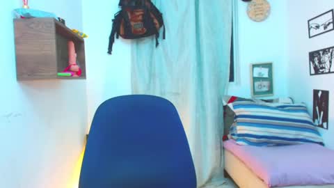 Snapshot of lucas_luxx1 chatting on September 20, 1:44 pm Lucas Luxx online show from September 20, 1:44 pm