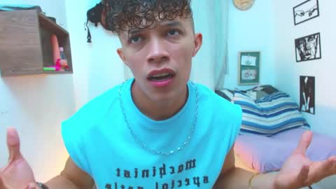 Snapshot of lucas_luxx1 chatting on September 8, 2:27 pm Lucas Luxx online show from September 8, 2:27 pm
