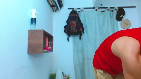 Snapshot of lucas_luxx1 chatting on October 18, 4:56 pm Lucas Luxx online show from October 18, 4:56 pm