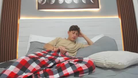 Lucas online show from June 17, 4:14 am
