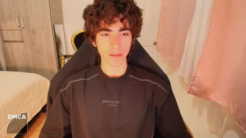 Snapshot of lucas_xo chatting on September 28, 1:14 am lucas_xo online show from September 28, 1:14 am