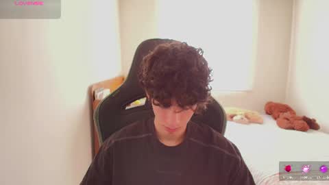 lucas_xo online show from June 25, 6:34 pm