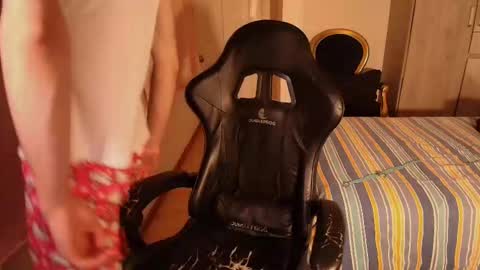 lucas_xo online show from November 3, 1:54 am
