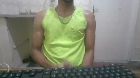 lucascarv online show from October 27, 4:04 am