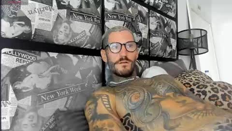 Snapshot of lucasexclusive chatting on January 29, 5:51 am lucasexclusive online show from January 29, 5:51 am