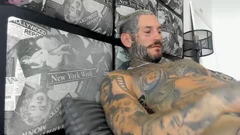 Snapshot of lucasexclusive chatting on January 31, 4:36 am lucasexclusive online show from January 31, 4:36 am