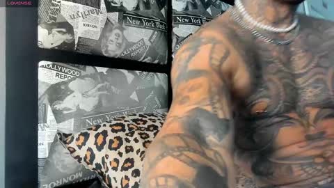 Snapshot of lucasexclusive chatting on January 30, 10:50 am lucasexclusive online show from January 30, 10:50 am