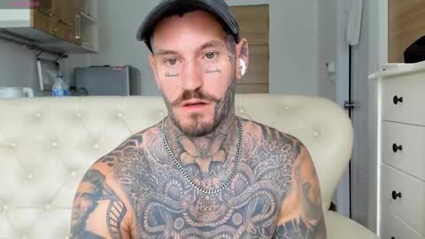 Snapshot of lucasexclusive chatting on September 13, 4:57 am lucasexclusive online show from September 13, 4:57 am