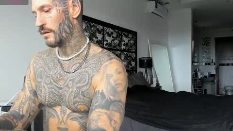 Snapshot of lucasexclusive chatting on December 29, 5:31 am lucasexclusive online show from December 29, 5:31 am