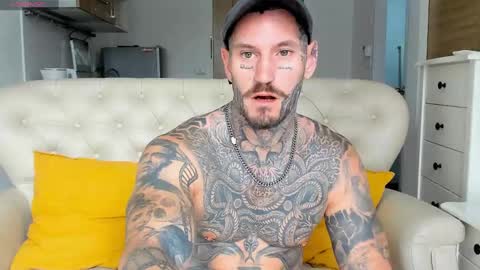 Snapshot of lucasexclusive chatting on September 12, 4:01 am lucasexclusive online show from September 12, 4:01 am